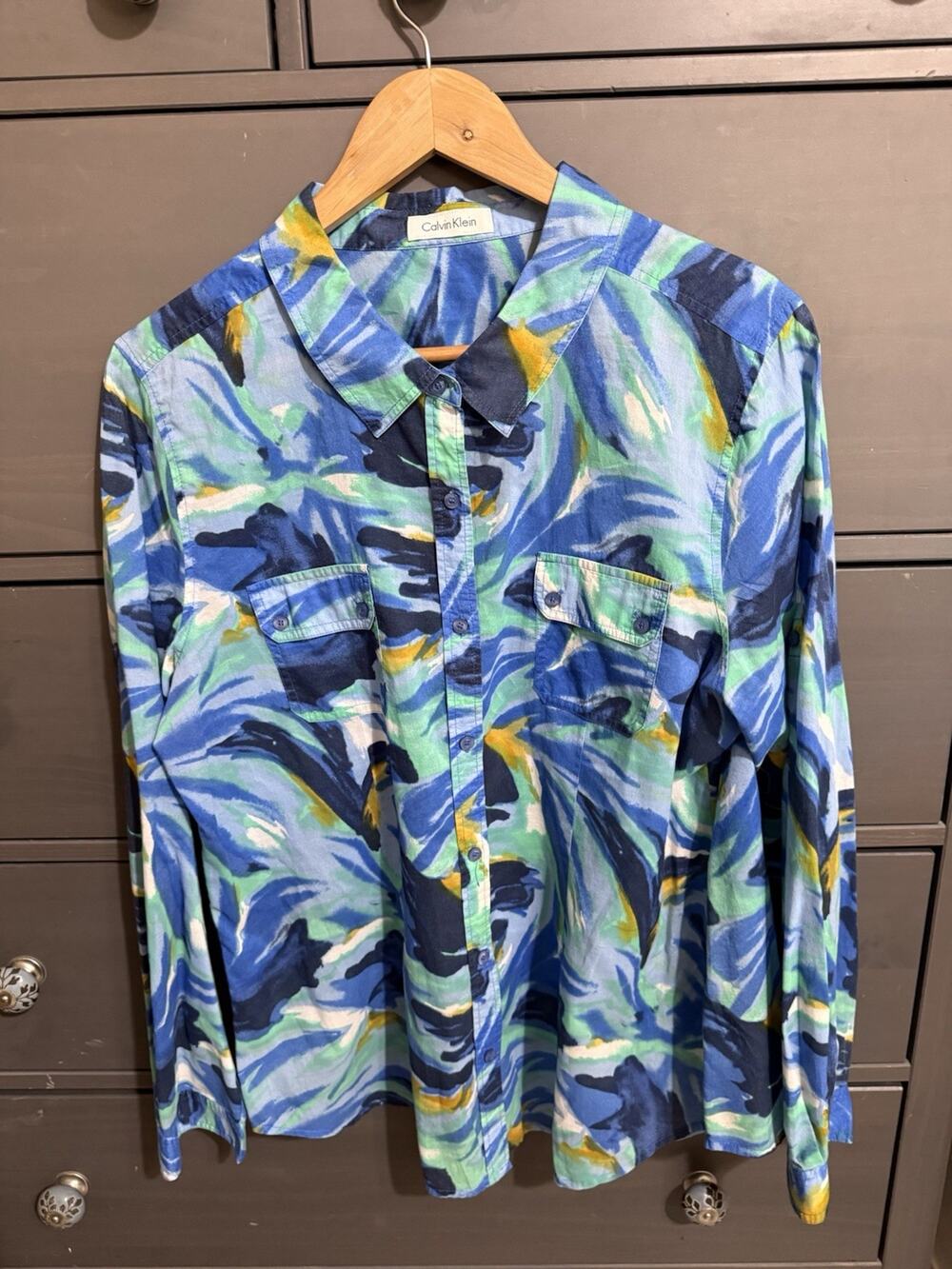 Calvin Klein Button Up Shirt Womens Size L Blue Cotton Tab Sleeve Light